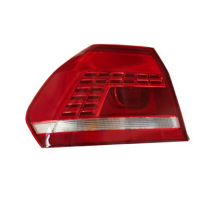 56D 945095A الأحمر المصد الخلفي ضوء الذيل B5 2013 2014 Vw Passat Tail Light Assembly